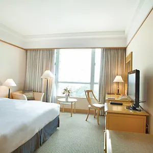 https://new-world-saigon.hotelsvungtau.com