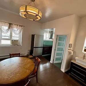 https://bedford-regency.richmond-hotels.com
